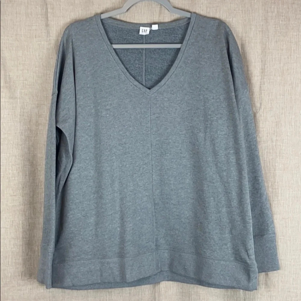 Gap Gray V-Neck Long Sleeve Cotton‎ Blend Pullover Sweater Size M